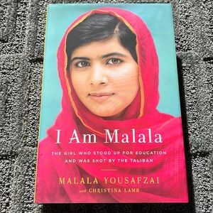 ♦️3/$15♦️I Am Malala- Book by Malala Youdafzai